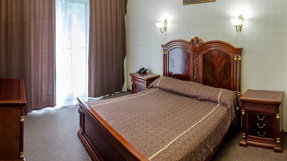 Venecia Hotel & Spa Zaporizhia Exterior photo