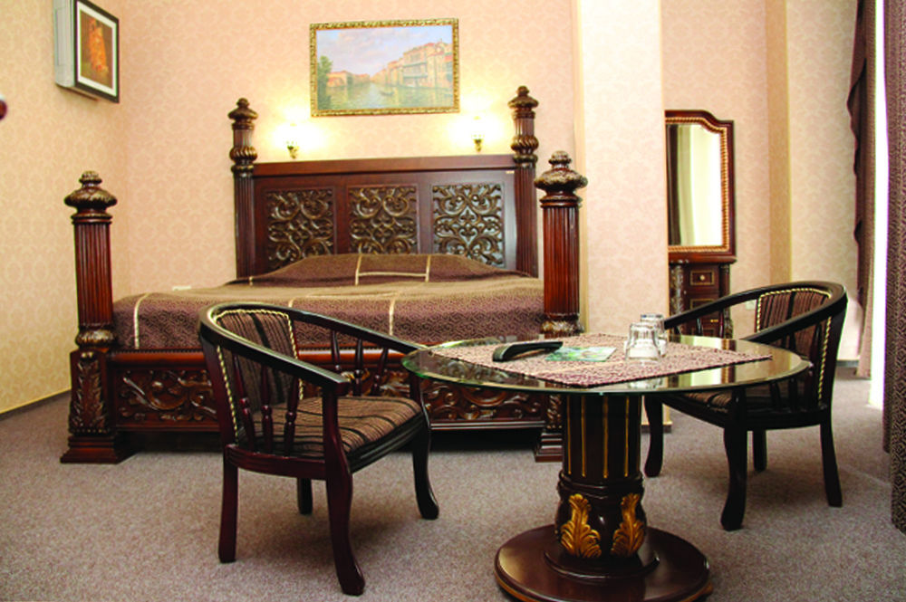Venecia Hotel & Spa Zaporizhia Exterior photo