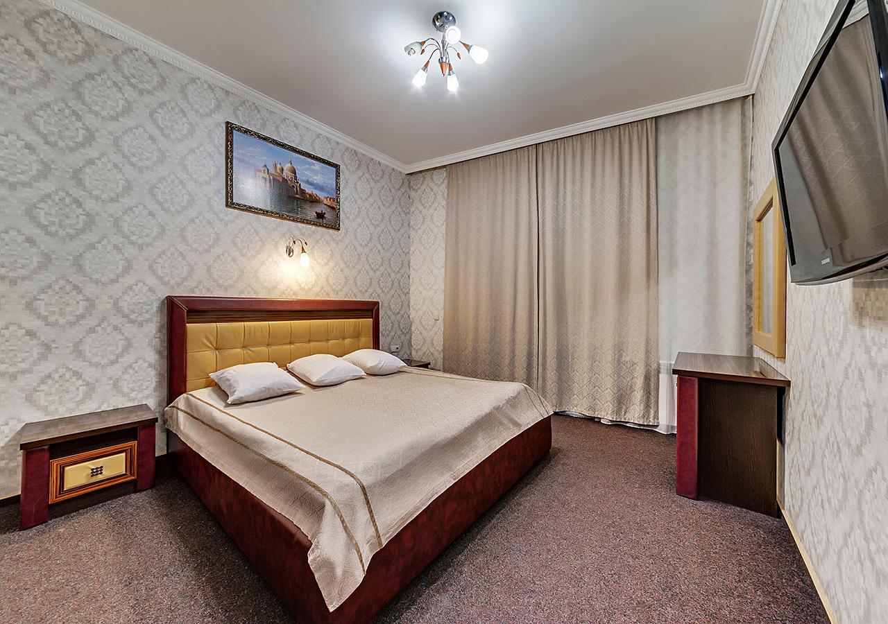 Venecia Hotel & Spa Zaporizhia Exterior photo